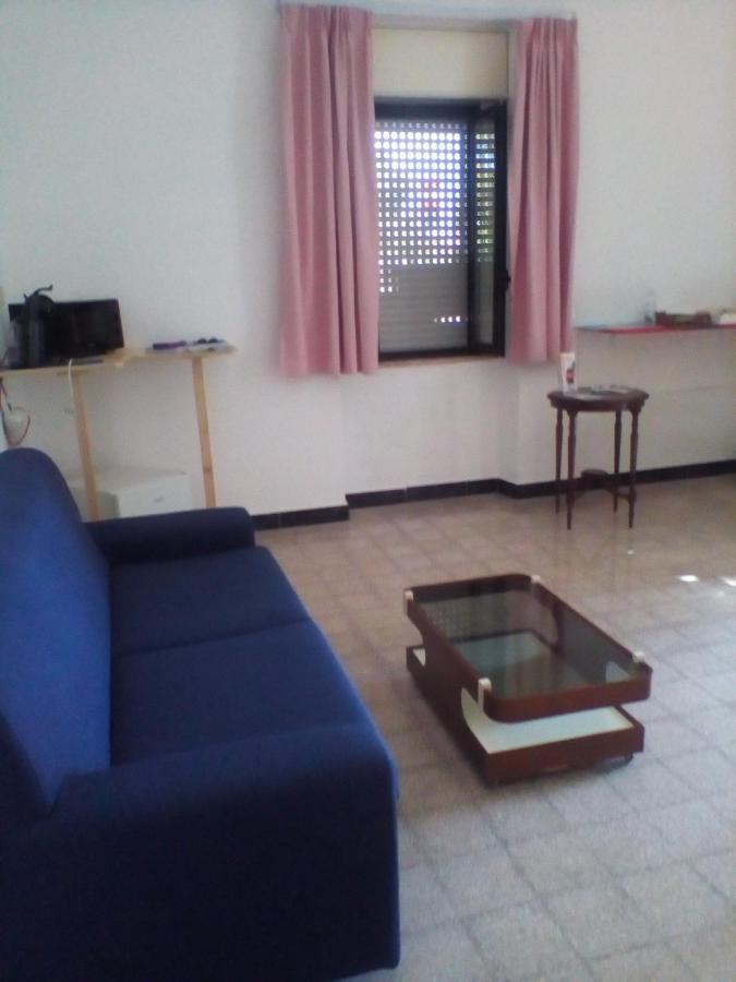 Mamena Acomodação com café da manhã Paestum Exterior foto